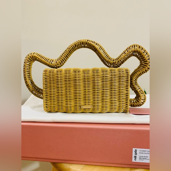 Cult Gaia Elsa Clutch in Raffia - Picture 7 of 10